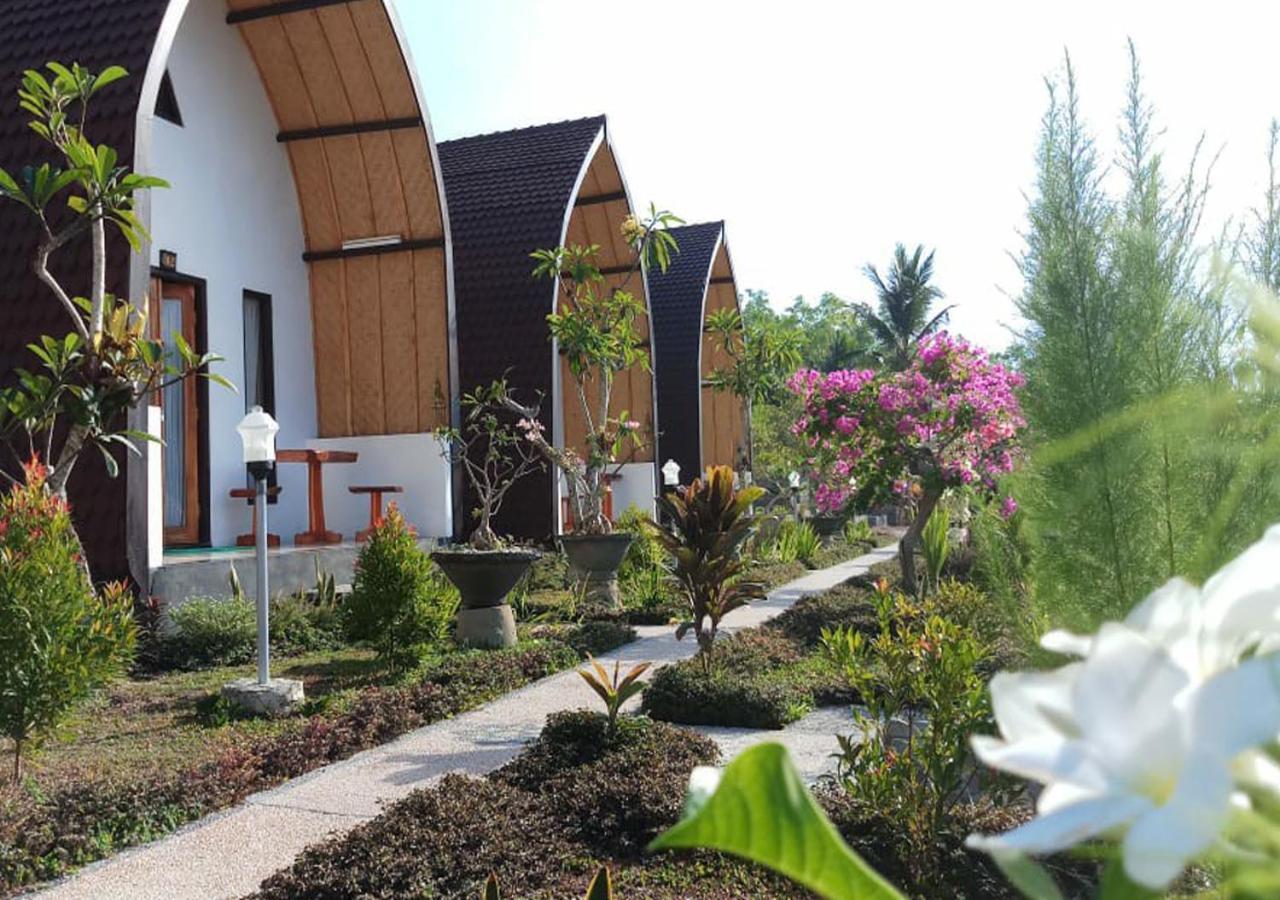 Sebrang Hills Bungalow Toyapakeh Exterior foto