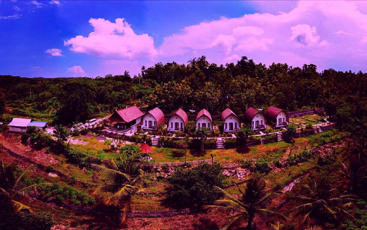 Sebrang Hills Bungalow Toyapakeh Exterior foto