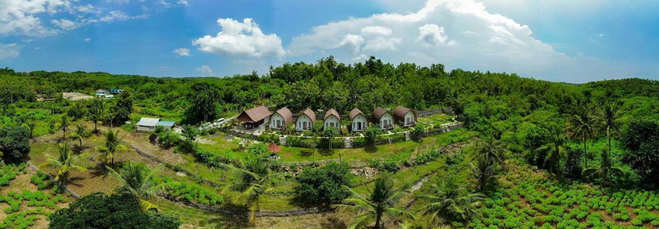 Sebrang Hills Bungalow Toyapakeh Exterior foto